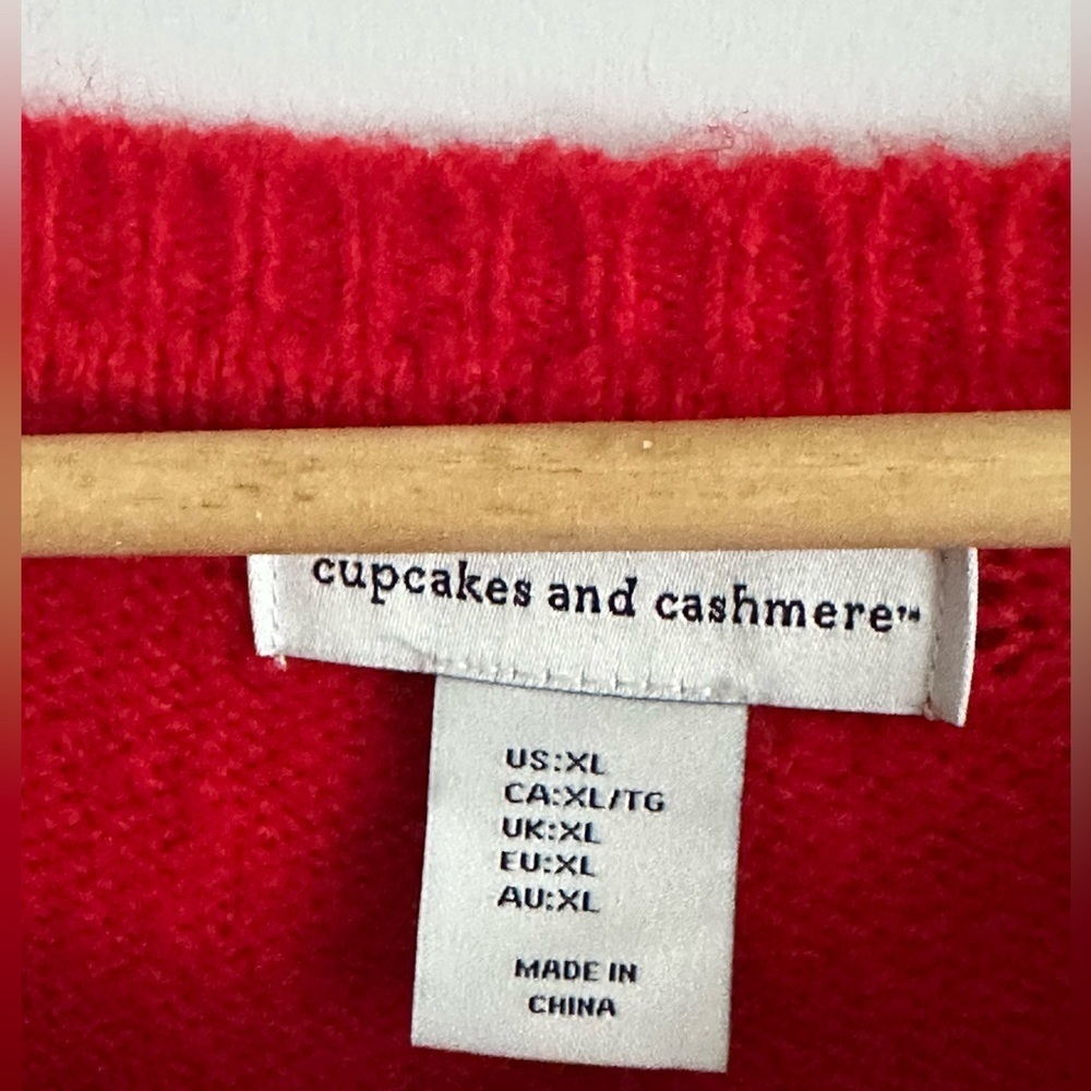 ✨NWT✨ cupcakes & cashmere: Women’s Sweater- (pit to pit approx 23in) -Size XL - Picture 4 of 7
